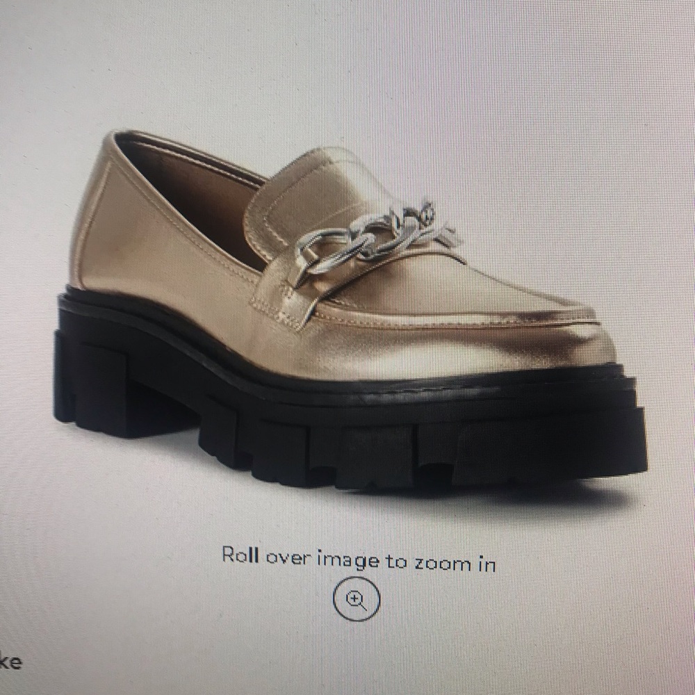 No Boundaries Women’s Lug Loafers
